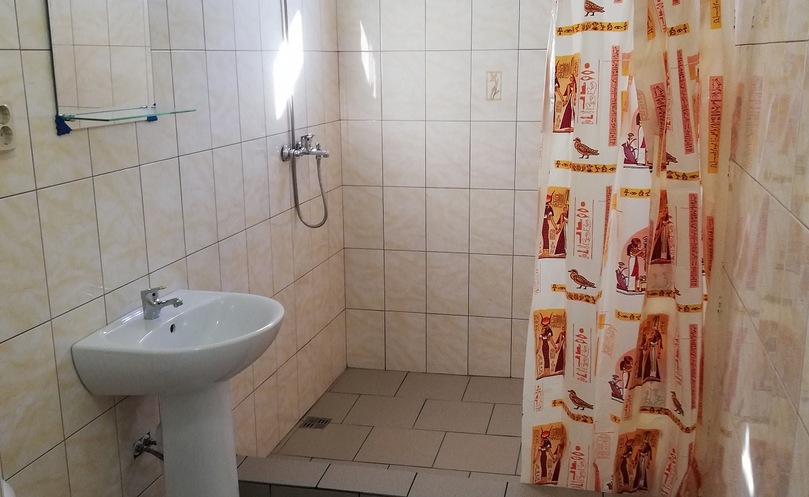 Домик у моря 4х-местный. Гостевой дом Домик у моря Пролетарская 152. Должанская