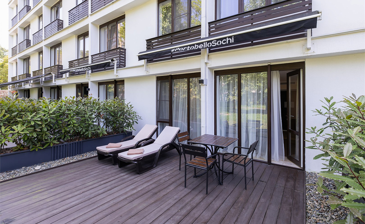 Комфорт с собственной террасой. Отель Портобелло Сочи. Адлер