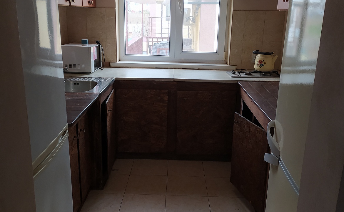 Второй этаж под ключ до 17 человек. Частный сектор 2 этажа по отдельности под ключ, 2 отдельных домика.. Благовещенская