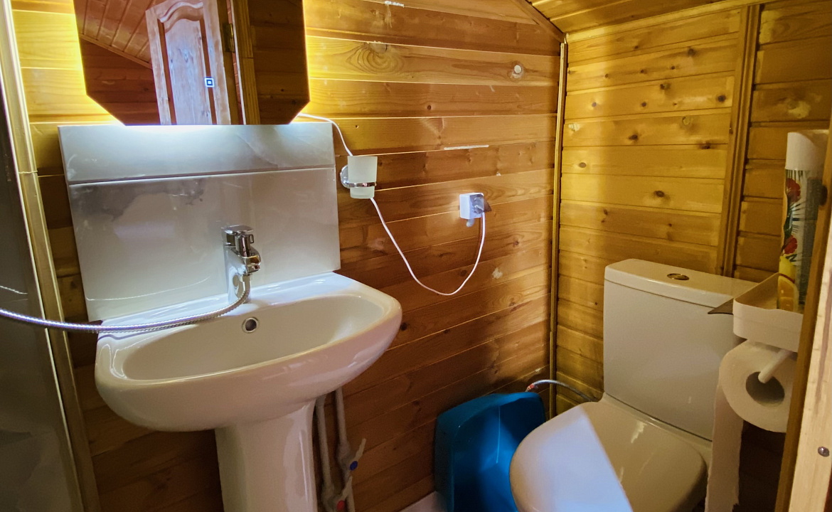 Трехместный номер «Стандарт». Частный сектор Анастасия на Айвазовского 7. Лазаревское