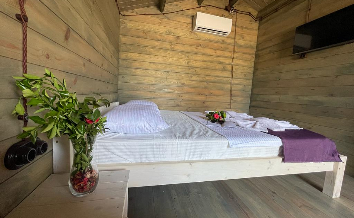 3-х местный. Гостевой дом Апра. Пицунда