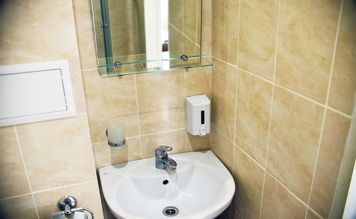 SINGLE. Отель "Grand Astoria". Феодосия