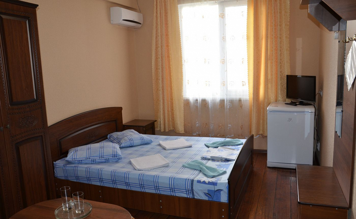 3-х местный. Гостевой дом «Мандарин». Гагра