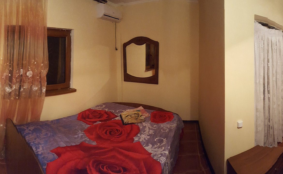 Двухместный номер. Гостевой дом У Ирины. Пицунда