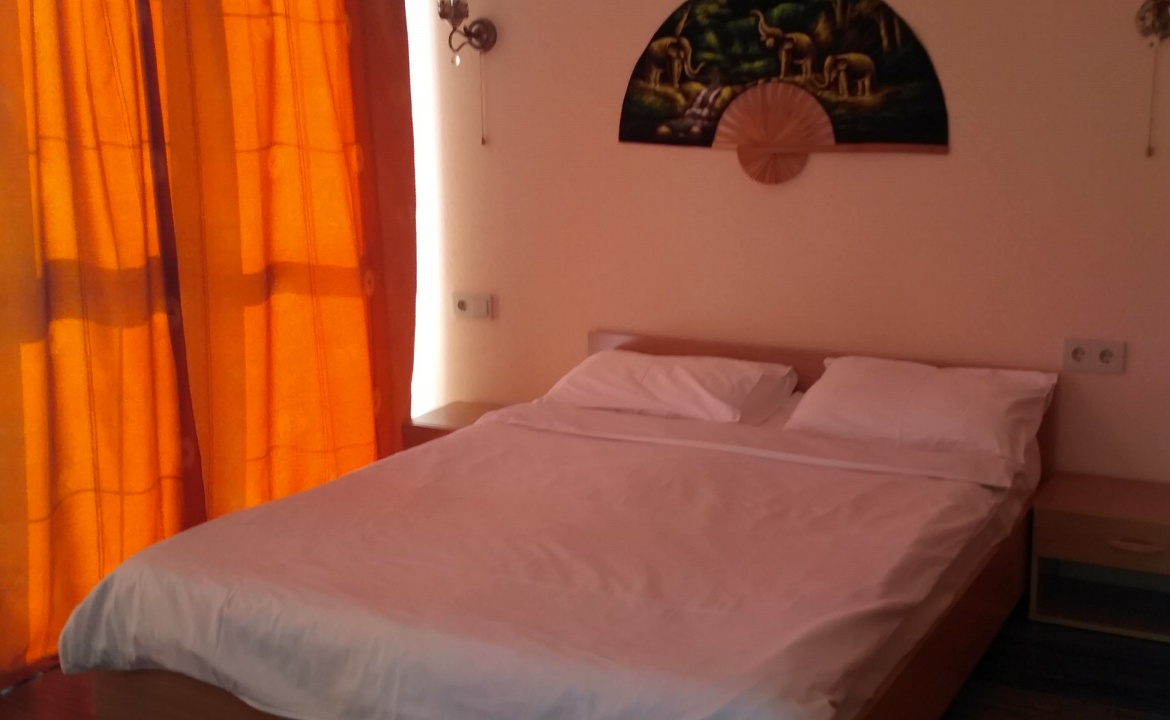 Семейный номер с кухней и видом на море и горы Ай-Петри. Отель Апарт отель "Дуэт". Ялта