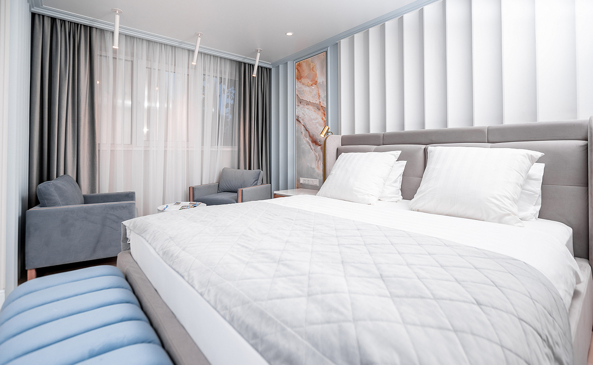 Номер «Люкс» (с сауной). Пансионат "Радуга". Геленджик