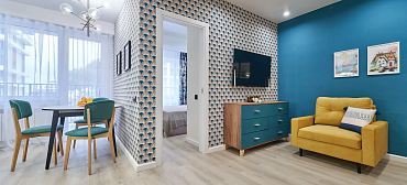 Квартира в многоквартирном доме Современная квартира у моря с отдельной спальней