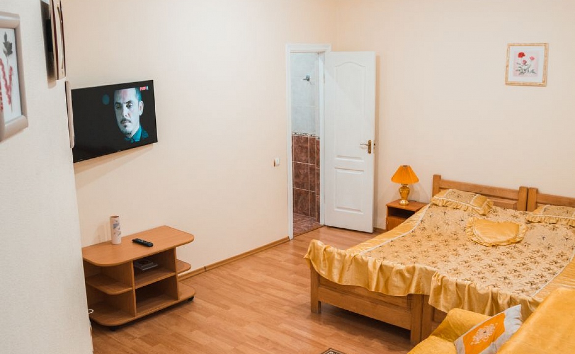 Полулюкс № 2.2. Гостевой дом частный "Мид". Ялта