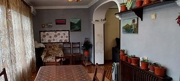 Квартира в многоквартирном доме Лакоба 42 кв 17