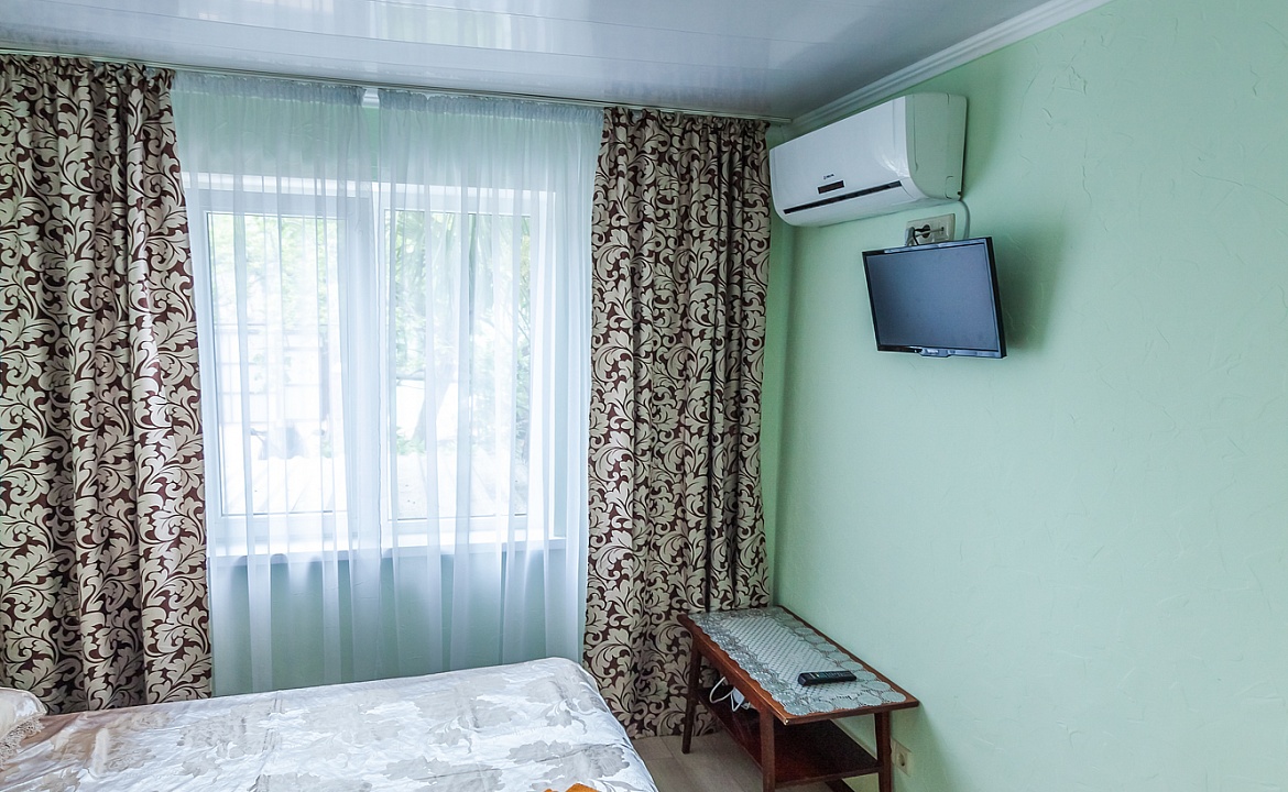 Небольшой домик на 2 чел. Гостевой дом Пролетарская 12. Гурзуф