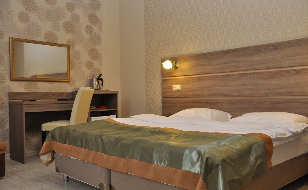 Comfort 1 эт.. Гостевой Дом «ТАВР». Ялта