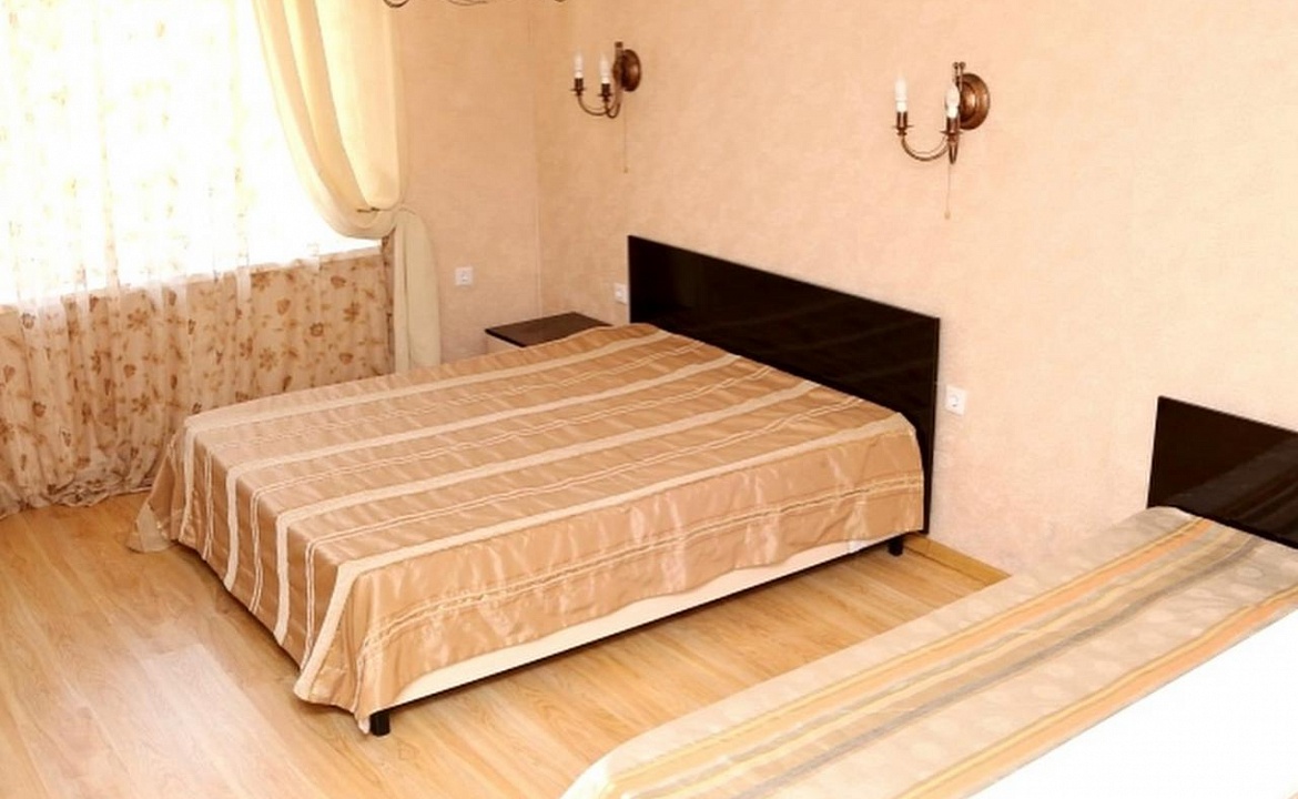 Семейный. Коттедж "Семейный". Ольгинка