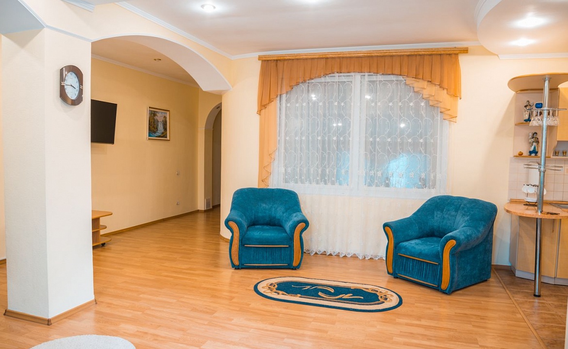 Апартаменты. Гостевой дом частный "Мид". Ялта