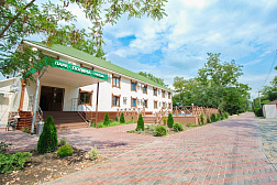 Отель "Поляна"