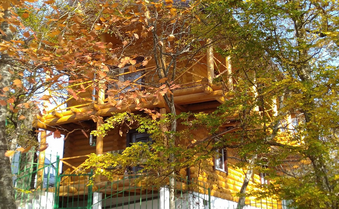 Дом под-ключ №2. "Вилла и Бревенчатые дома в лесу" . Туапсе