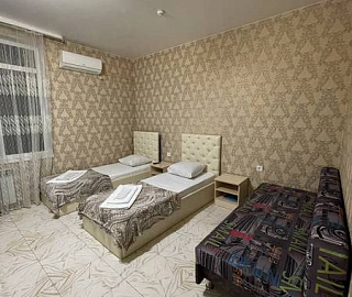  3-х местный «Стандарт» без балкона. Гостевой дом "Art-Royal". 