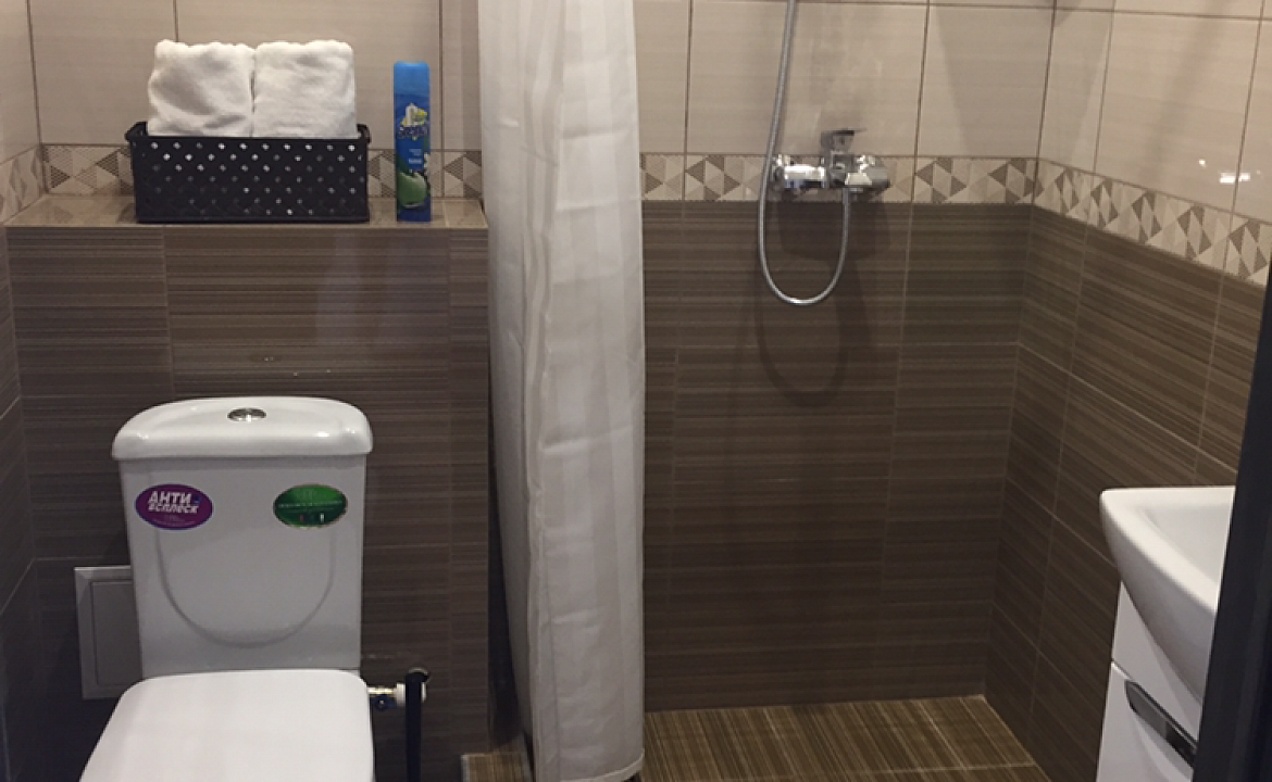 Двухместный номер на первом этаже. Отель Keffe. Феодосия