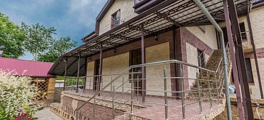 Гостевой дом 《 Замок Рауля 》