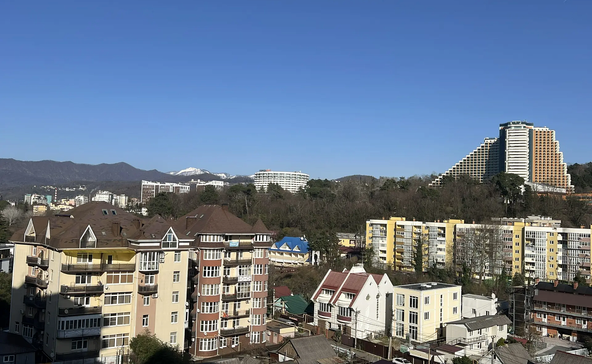 Студия у моря с видом на горы 219к2. Светлая квартира с террасой и морем. Дагомыс