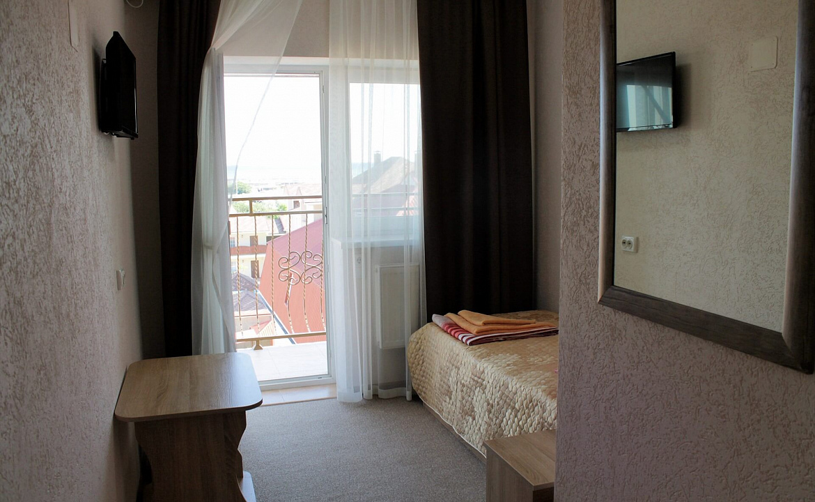 2-х местный . Гостевой дом NIKOS. Саки