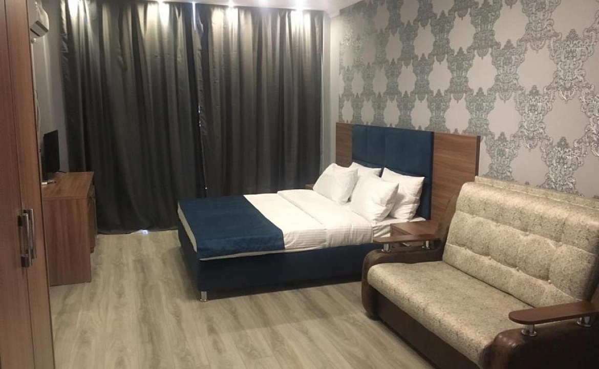 СТАНДАРТНЫЙ 4- МЕСТНЫЙ НОМЕР С ДИВАНОМ И БАЛКОНОМ. Гостевой дом "Family". Лазаревское СТАНДАРТНЫЙ 4- МЕСТНЫЙ НОМЕР С ДИВАНОМ И БАЛКОНОМ. Гостевой дом "Family". Лазаревское