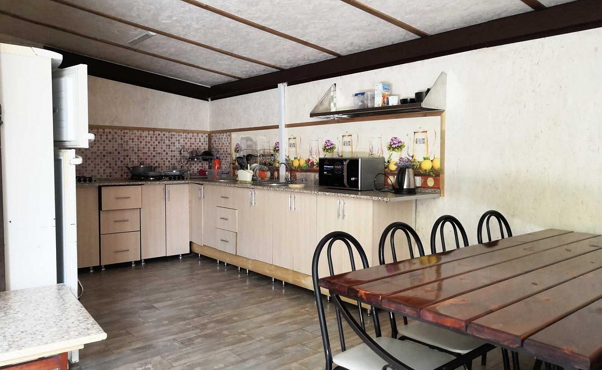 Деревянный домик. Гостевой дом Dolce Vita (Дольче Вита). Лазаревское