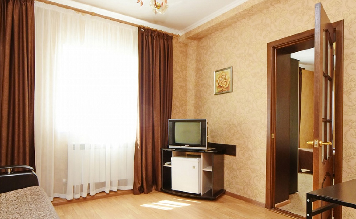 Комфорт. Гостевой дом "Александровский". Темрюк