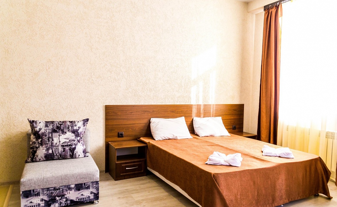 Апартаменты (правое крыло)  3 местный. Семейные апартаменты "Благодарный круглый год". Красная Поляна