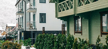 Отель «HILLS POLYANA»
