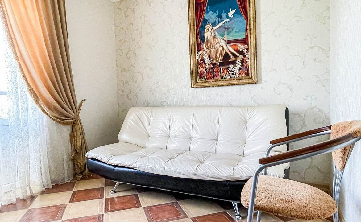 Люкс 2-х комнатный (малый) с балконом. Anzhelina Family Hotel. Витязево