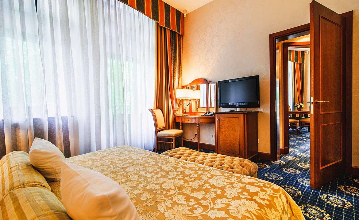 Апартамент «Лев Голицын». Отель «Ореанда» Премьер Отель. Ялта