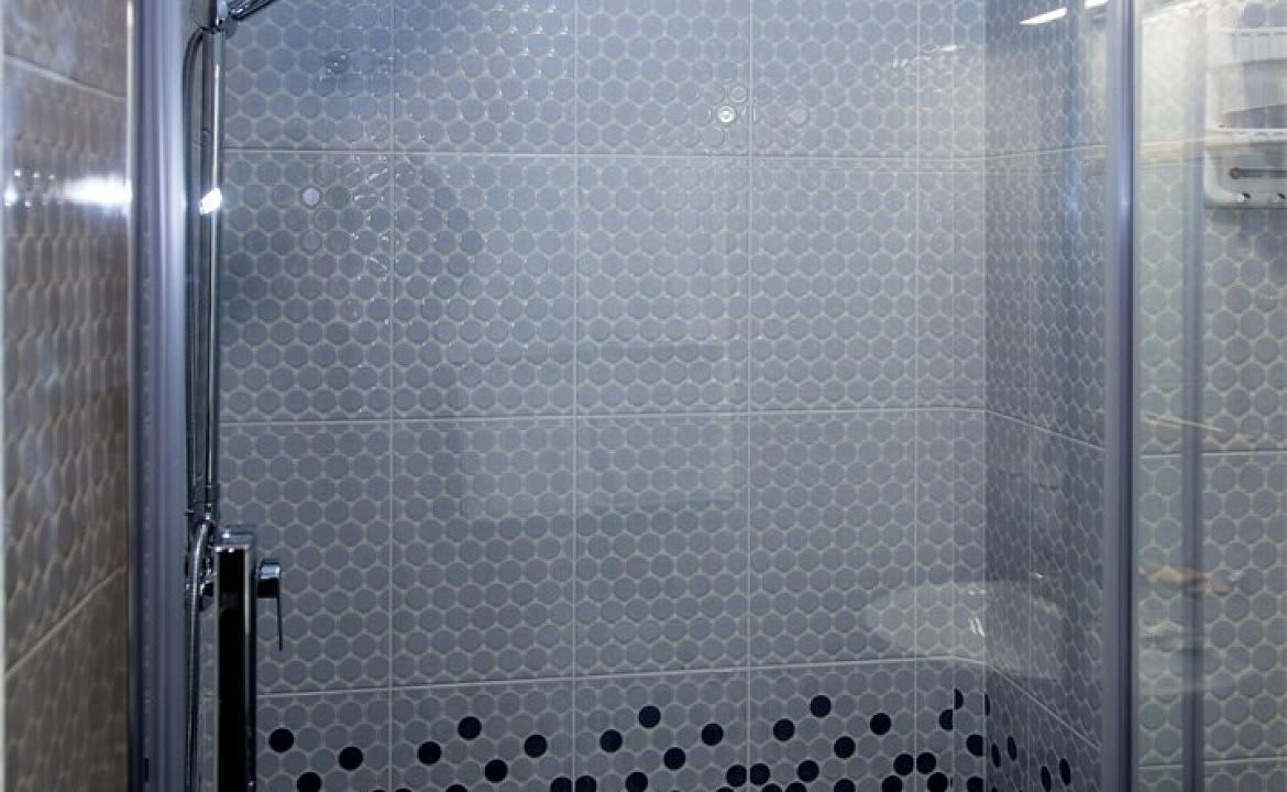 Улучшенный стандарт с видом на море и горы. Гостевой комплекс "Чижик Пыжик". Никита