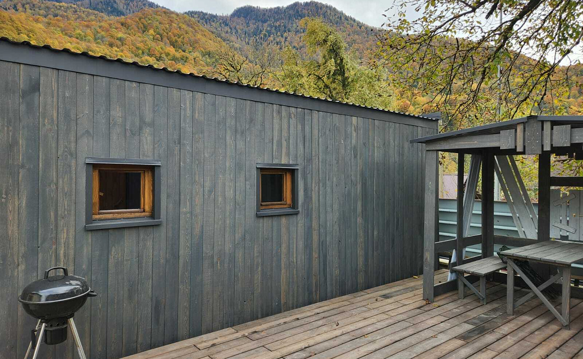 ЭКОДОМ 25 М. Жилье посуточно "СЧАСТЬЕ В ГОРАХ". Красная Поляна