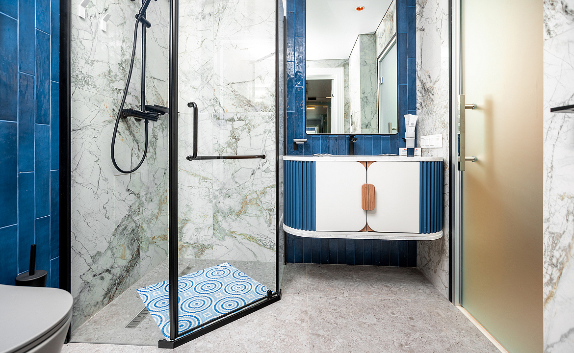 Номер «Люкс» (с сауной). Пансионат "Радуга". Геленджик