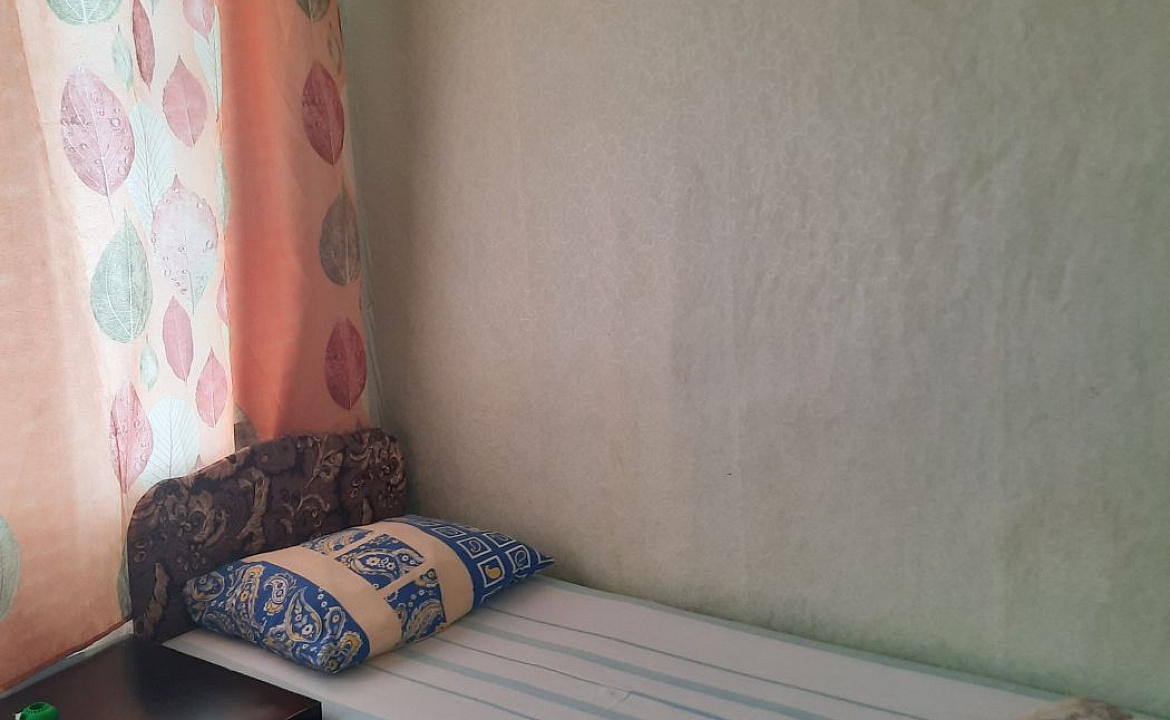 Домик для 4-х человек, удобства на этаже.. Гостевой дом "Галина" . Вишневка