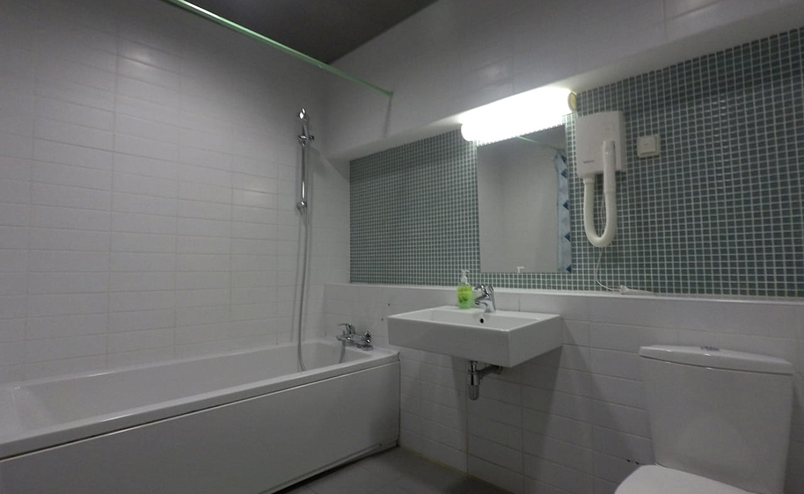 Отель. Трехместный с 3 односпальными кроватями. Отель/Хостел «Терминал Адлер». Адлер