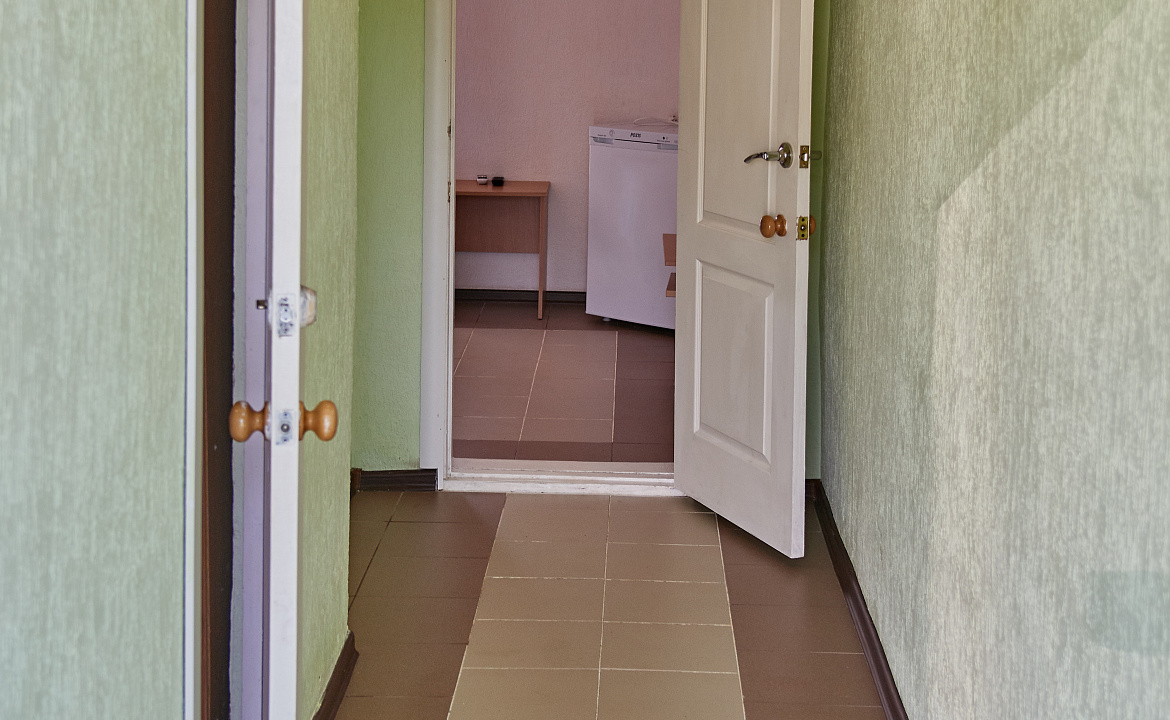 СТАНДАРТ 2-Х КОМНАТНЫЙ 4-Х МЕСТНЫЙ (2Х+2Х) НОМЕР С БАЛКОНОМ КОРПУС №8, 1 И 2 ЭТАЖ, КОРПУС А 2 ЭТАЖ С БАЛКОНОМ, КОРПУС №7 2 ЭТАЖ С БАЛКОНОМ. База отдыха "Ока". Благовещенская