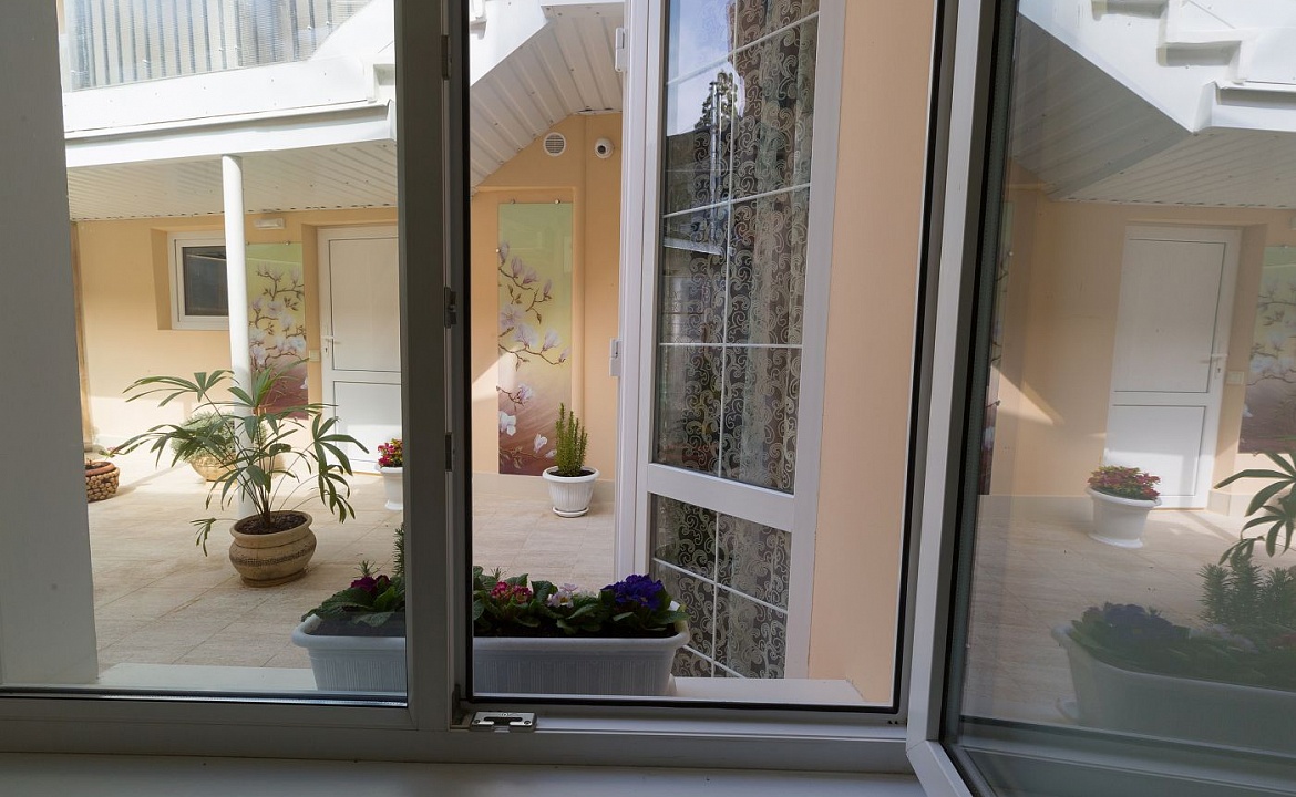 Апартаменты № 1. Гостевой дом Да Винчи. Ялта