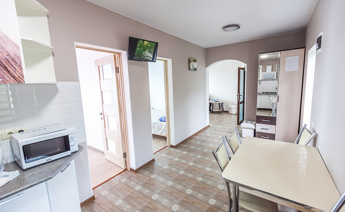 Видовой 3х к. до 6 чел. Гостевой дом Пролетарская 12. Гурзуф