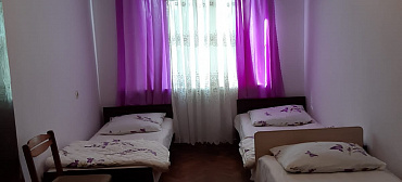 Квартира в многоквартирном доме 3-х комнатная квартира со всеми удобствами в Новом Афоне 