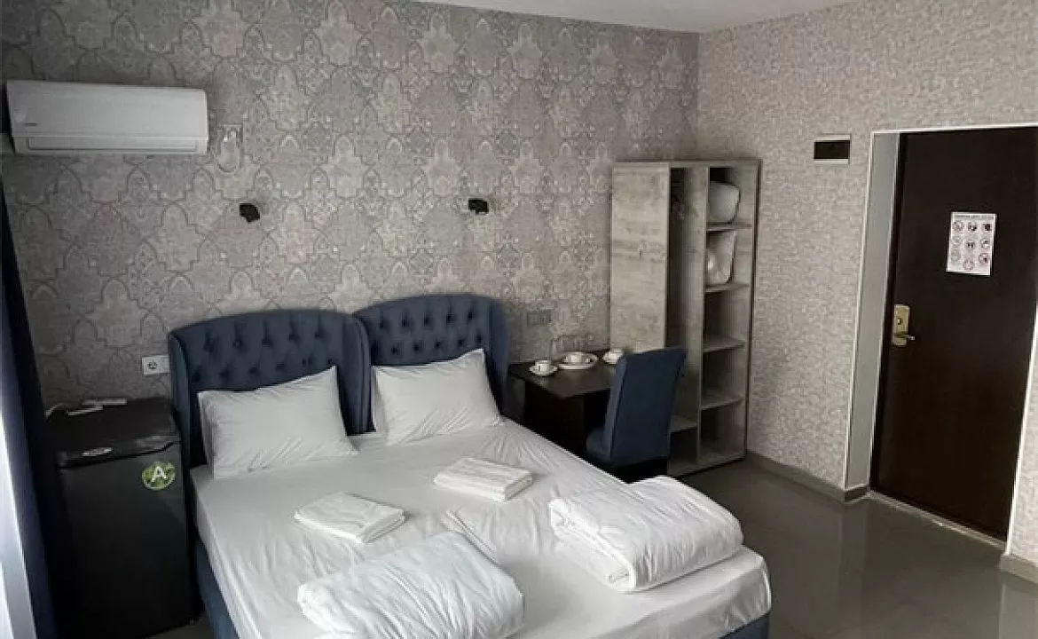 Комфорт семейный с балконом. Отель "Адмирал" . Лазаревское