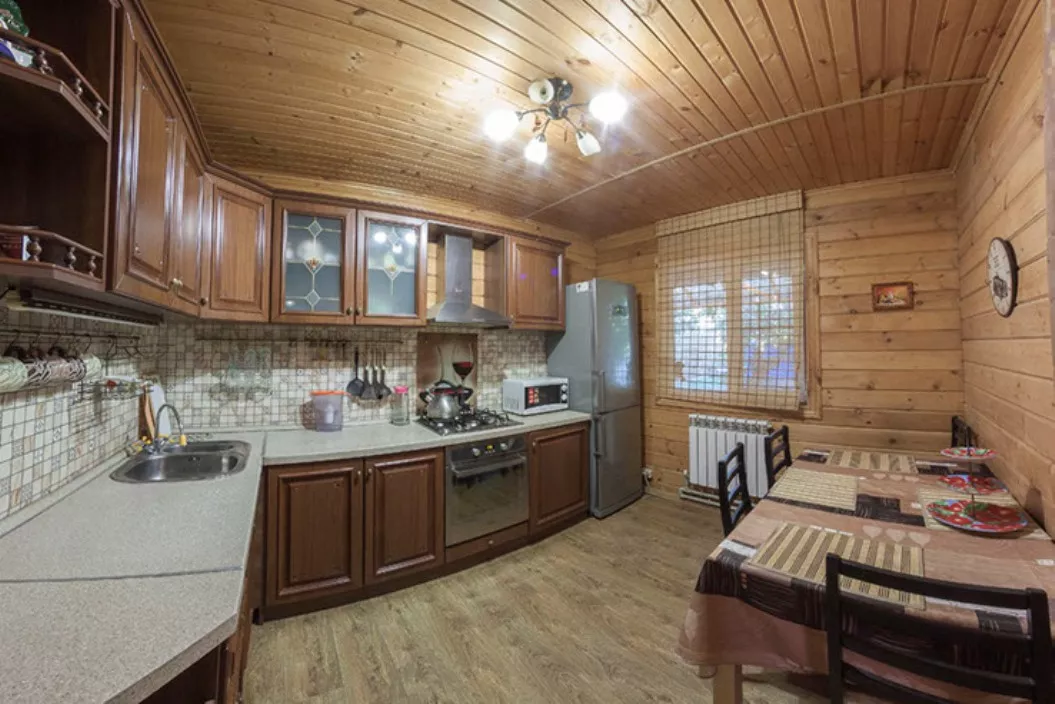 . Коттедж "Брусовый у Моря с бассейном". Макопсе