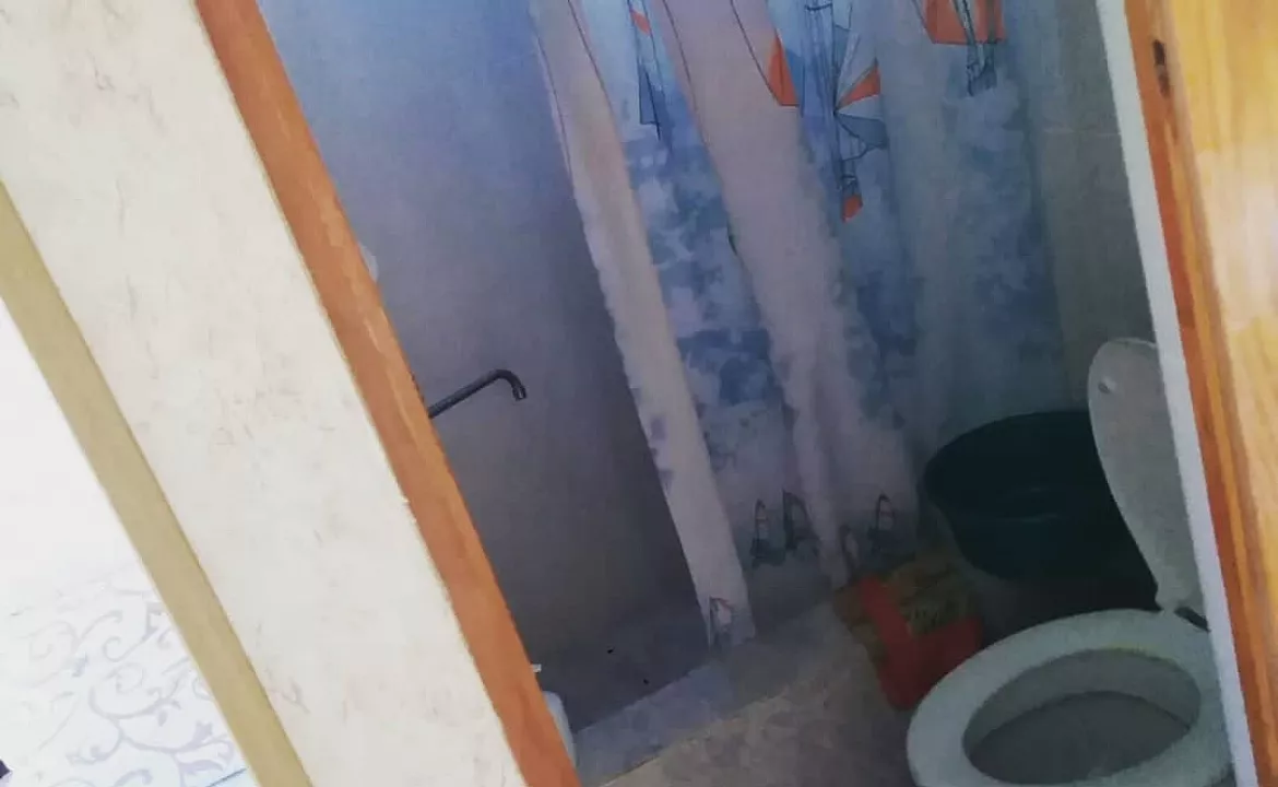 2-х местный с балконом и удобствами в номере. Гостевой дом Светлана на Алычевом. Лоо 2-х местный с балконом и удобствами в номере. Гостевой дом Светлана на Алычевом. Лоо