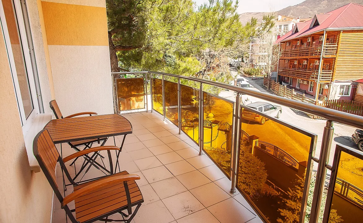 Полулюкс. Гостевой дом Дом у Моря ЛАКИ. Геленджик Полулюкс. Гостевой дом Дом у Моря ЛАКИ. Геленджик