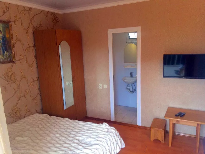 Однокомнатный номер для размещения 2-4-х человек. Гостевой дом "Карина". Вардане