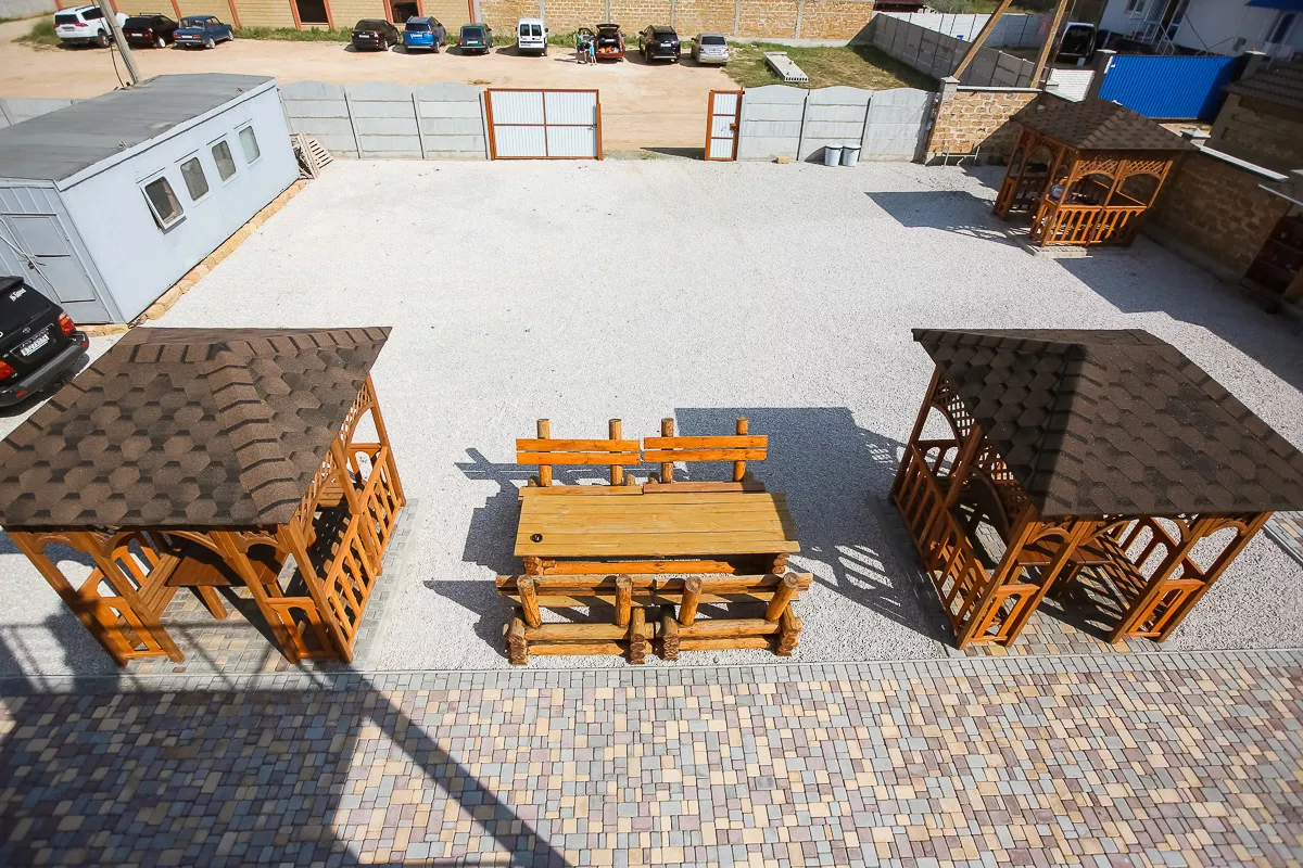 . Гостевой дом "Coral". Саки