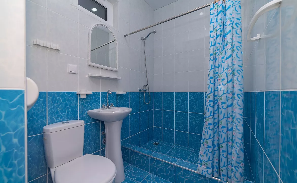 3х местный стандарт. Гостевой дом Family Holiday. Цандрипш