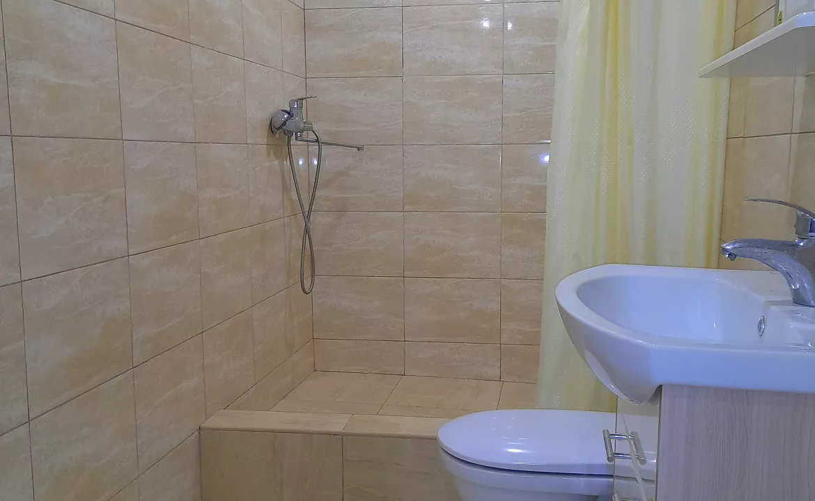 Трехместный улучшенный. Гостевой дом Южный берег.. Адлер