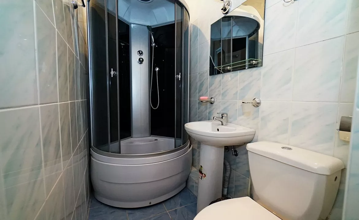 3-МЕСТНЫЙ НОМЕР БЮДЖЕТНЫЙ. Гостевой дом "Лето". Лазаревское 3-МЕСТНЫЙ НОМЕР БЮДЖЕТНЫЙ. Гостевой дом "Лето". Лазаревское