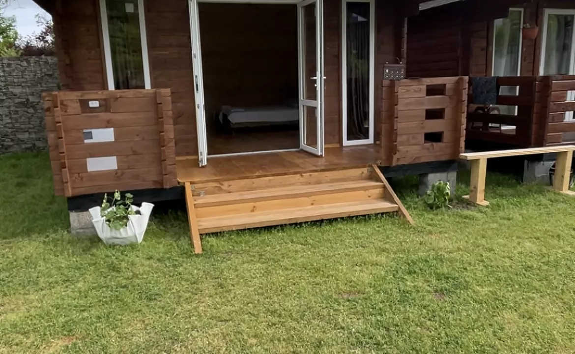 3 коттеджа . Коттедж Морской Бриз. Сухум